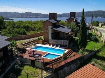 Casa · 100m² · 4 Ambientes · 1 Cochera · Casa - Villa del Lago