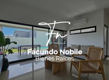 Casa de 4 ambientes, Ezeiza · Casa de 4 Ambientes con Pileta Nueva y Lote Propio — Bajó de Usd 85.000 a Usd 75.000.