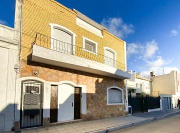 PH · 93m² · 3 Ambientes · 1 Cochera · Venta - PH 3 Ambientes C/ Entrada Indep y Terraza - V. Pueyrredon.