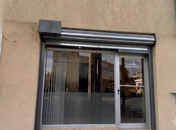 Local comercial de 4 ambientes, Córdoba · Alquiler Local Comercial Excelente Zona