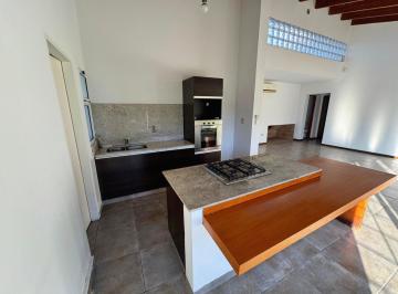 Casa · 100m² · 4 Ambientes · Casa de Dos Dorm. - Alvarez Condarco 1837 Bis
