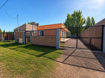 Casa · 36m² · 4 Ambientes · 1 Cochera · En Venta Terreno con Dos Casas Sist. Wood Frame