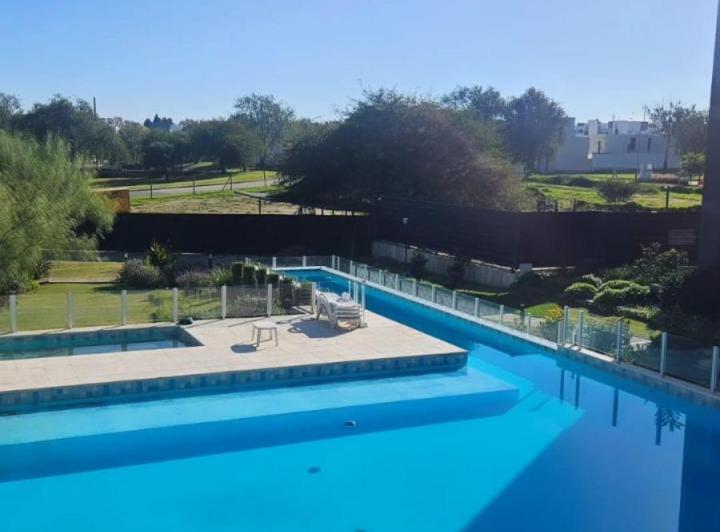 Departamento · 80m² · 5 Ambientes · 1 Cochera