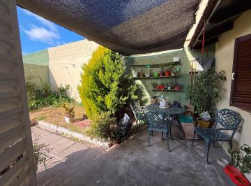 Casa de 2 ambientes, Tandil · Casa de 2 Dorm. Patio y Cochera *mitre 100. Apta Crédito*