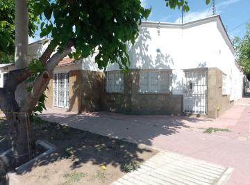 Casa · 228m² · 4 Ambientes · 1 Cochera · Venta Casa + Depto Godoy Cruz