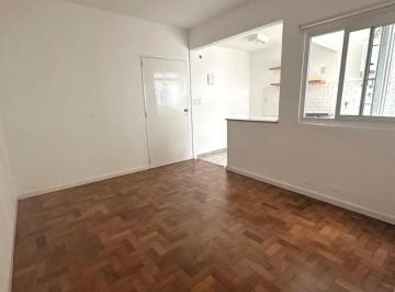 Departamento · 30m² · 2 Ambientes · Dpto de 2 Ambientes Super Luminoso, Muy Bien Ubicado
