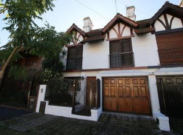 Casa · 150m² · 5 Ambientes · 1 Cochera · Casa Venta Caseros 5 Ambientes Jardin Pileta