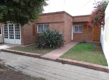 Casa · 166m² · 4 Ambientes · 1 Cochera · Casa a La Venta Parque Atlántica