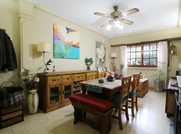 Departamento · 66m² · 3 Ambientes · Venta Departamento de 3 Ambientes - Paternal - Frente - con Patio - Apto Credito - Permuta/financia