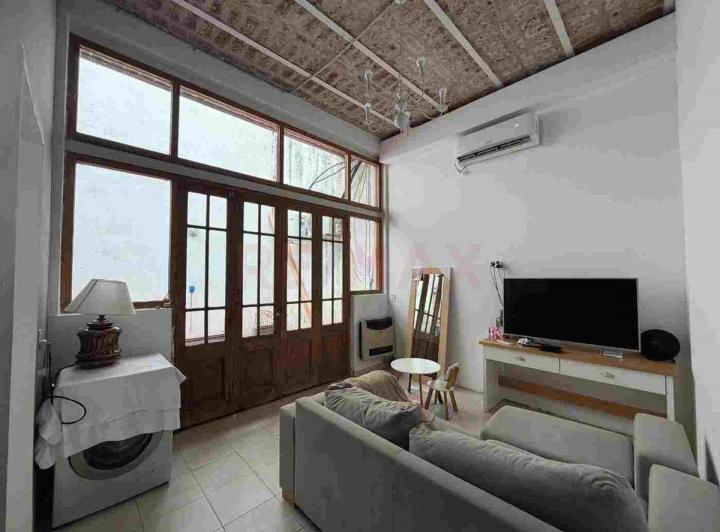 PH · 200m² · 7 Ambientes · 1 Cochera