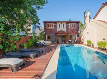 Casa · 249m² · 6 Ambientes · 2 Cocheras · Venta Casa - Villa Ballester Centro - Lujo
