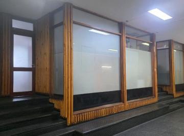 Oficina comercial · 29m² · Oficina Galería Austral con Ventanal a Mitre