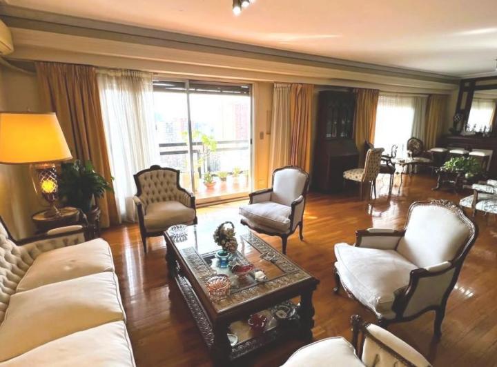 Departamento · 145m² · 5 Ambientes · 1 Cochera