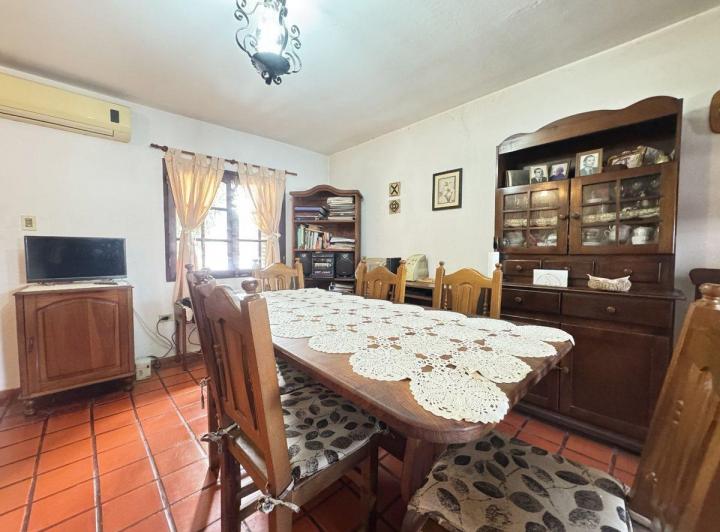 Casa · 154m² · 4 Ambientes · 1 Cochera