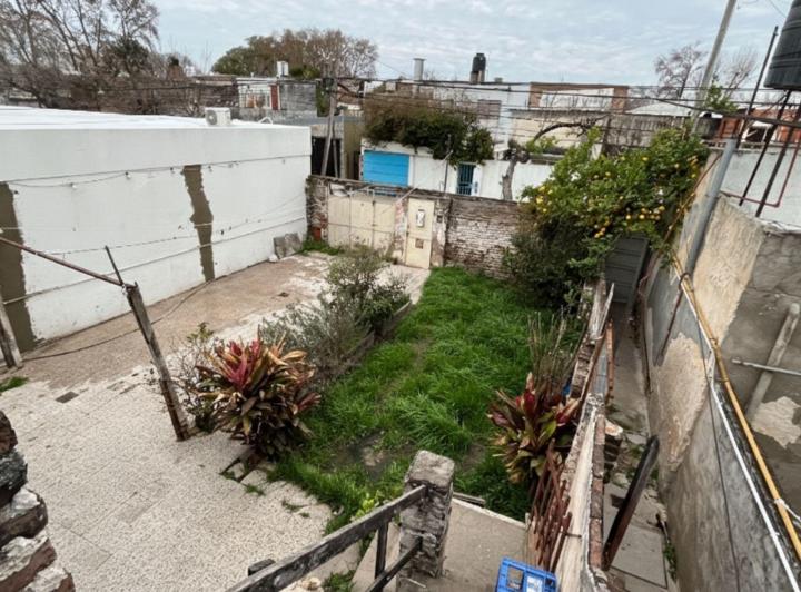 Casa · 97m² · 4 Ambientes · 1 Cochera