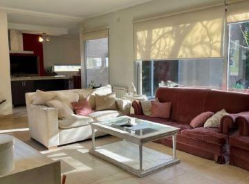 Casa de 3 ambientes, Bahía Blanca · Moderna Esquina