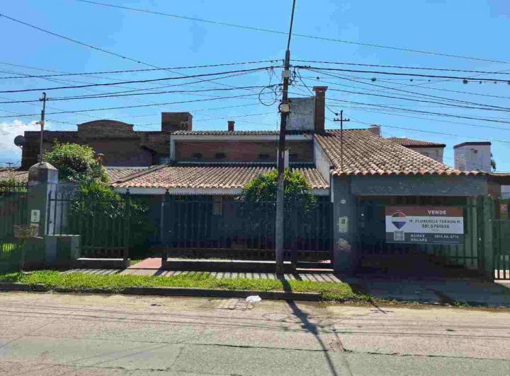 Casa · 260m² · 7 Ambientes · 1 Cochera
