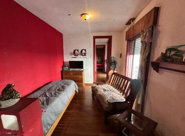 Departamento · 79m² · 3 Ambientes · Venta Depto 3 Amb Floresta con Patio Apto Credito