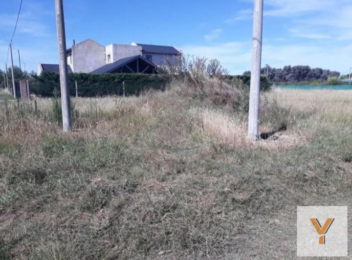 Terreno · 870m²