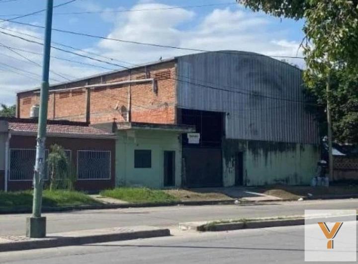 Depósito · 566m² · 8 Ambientes