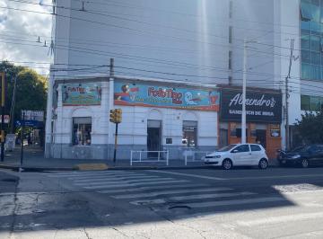 Local comercial , Córdoba · Local en Esquina Frente a Plaza – Alta Córdoba