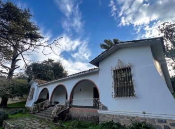 Casa de 8 ambientes, Río Ceballos · Alquiler Fijo Chalet Centro Rio Ceballos