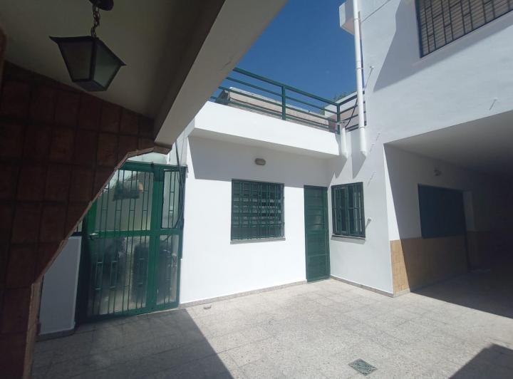 Casa · 103m² · 5 Ambientes · 1 Cochera