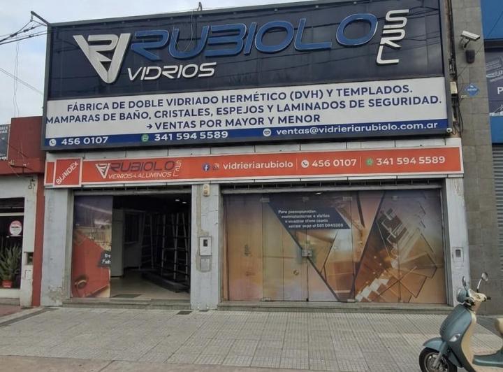 Local comercial · 360m² · 5 Ambientes