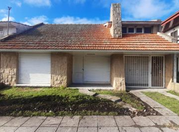 Casa · 120m² · 4 Ambientes · Casa en Venta 4 Ambientes Mogotes Apto Credito