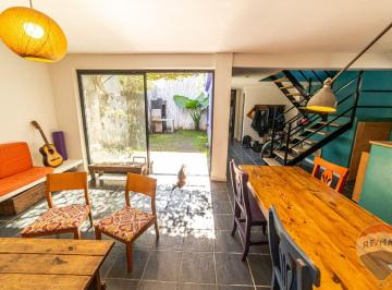 PH · 132m² · 6 Ambientes · Impecable PH en Parque Chas - Jardin - Terrazas