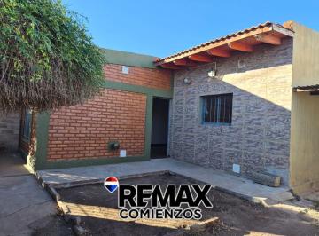 Casa · 128m² · 3 Ambientes · 1 Cochera · Venta Casa Amplia y Funcional - San Luis Capital
