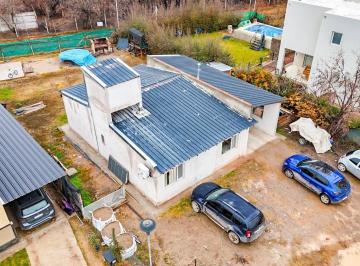 Casa · 119m² · 4 Ambientes · 1 Cochera · Venta Casa 3 Dorm B ° Viejo Cauce 7373 Neuquen