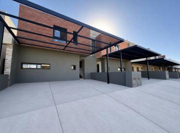 PH · 150m² · 5 Ambientes · 2 Cocheras · Duplex Venta Prados de Manantiales 3 Dorm.