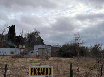 Bodega-Galpón · 200m² · Galpón en Lujan