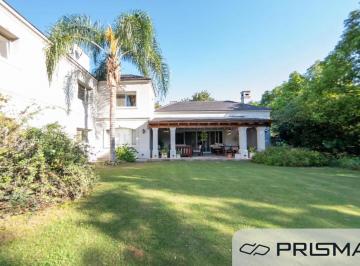 Casa de 12 ambientes, Córdoba · Casa - 3 Dorm - Barrancas del Sur