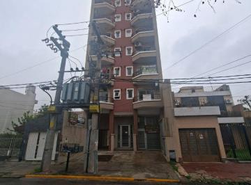 Departamento de 2 ambientes, Lanús · Departamento (Semipiso) 1º Piso Frente
