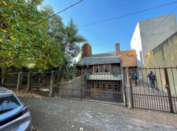 Casa de 4 ambientes, Quilmes · Chalet en Quilmes Este en Alquiler