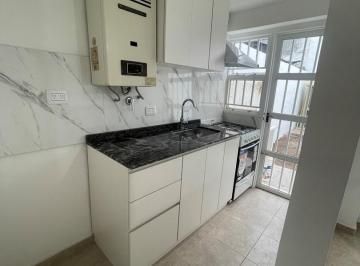 Departamento · 50m² · 4 Ambientes · Departamento Dúplex en Alquiler en Alberdi, Córdoba