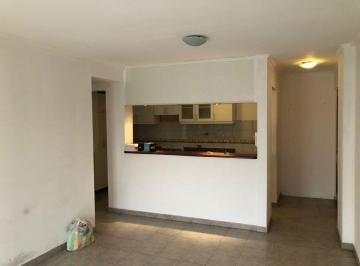 Departamento de 2 ambientes, Morón · En Alquiler - Departamento 2 Ambientes en Planta Baja con Patio y Cochera - Haedo Centro