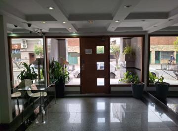 Departamento · 60m² · 3 Ambientes · Alquiler Depto 3 Amb Villa Maipu Centro Exc Ubicac