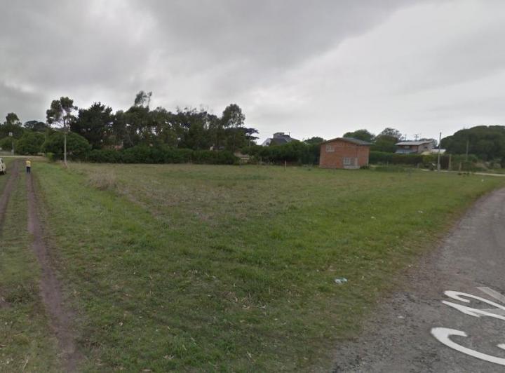 Terreno · 403m²