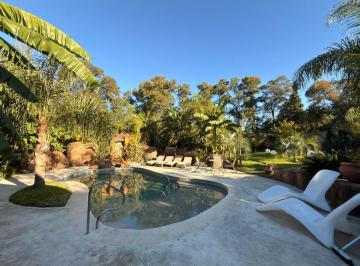Casa de 9 ambientes, Gualeguaychú · El Pedregal. Gualeguaychú Entre Ríos. Amplia Propiedad a La Venta.