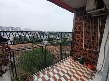 Departamento · 70m² · 4 Ambientes · 1 Cochera · Venta - Departamento - 4 Ambientes - Balcon - Frente - Villa Celina - Permuta - Apto Credito