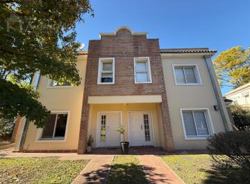 Casa · 100m² · 4 Ambientes · 1 Cochera · Duplex en Venta de 4 Ambientes El Resuello