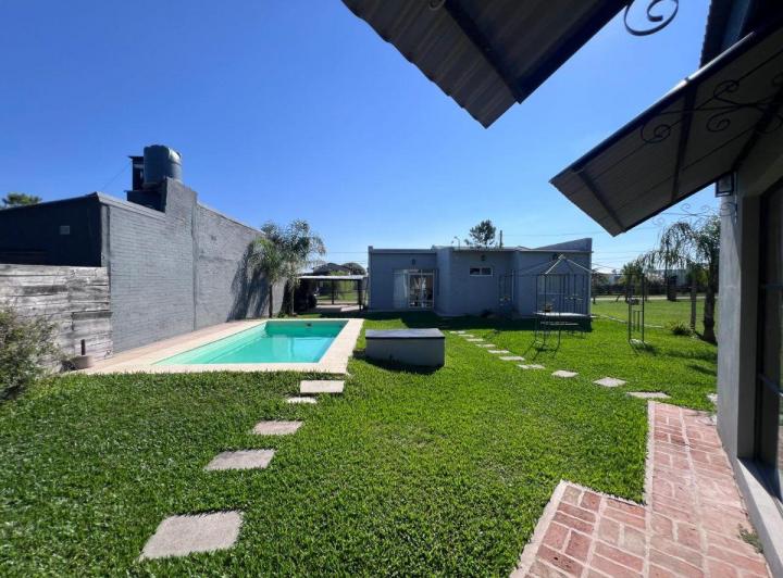 Casa · 140m² · 7 Ambientes · 1 Cochera