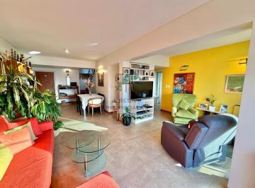 Departamento · 157m² · 4 Ambientes · 1 Cochera · Excelente Duplex. 4 Ambientes. Cochera y Terraza