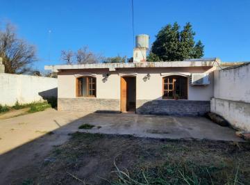 Foto · Alquiler, Los Boulevares, Casa 2 Dorm Mas Taller