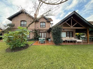 Casa · 286m² · 7 Ambientes · 4 Cocheras · Chacra de Alcala, Flaubert 950, Bella Vista