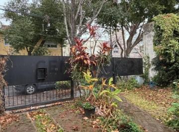 Casa · 118m² · 3 Ambientes · 2 Cocheras · Venta Casa 3 Amb La Lucila, Vicente Lopez Lote Propio con Garage y Jardín