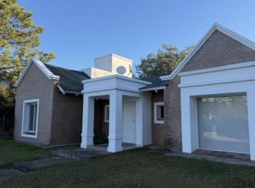 Casa · 1159m² · 3 Dormitorios · 2 Cocheras · Córdoba - Villa Allende - San Isidro - Una Planta